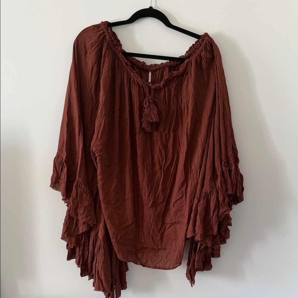 Boho Romantic Ruffle Blouse/Flowy Peasant Style Top(XS runs LARGE fits M)